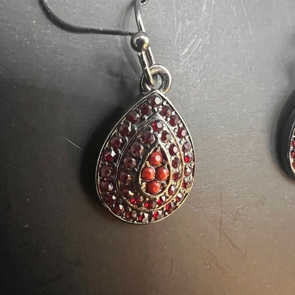 Lot of 3 Pair Tanya Creations Earrings Red Crystal Dangles & Hoops NOS Nordstrom - Picture 12 of 16